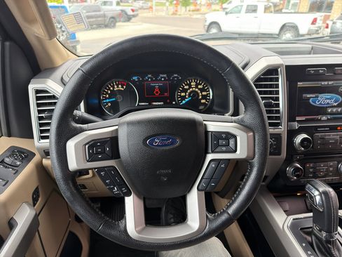 Used 2015 Ford F150 Lariat w/ Equipment Group 502A Luxury AWD/4WD image 19