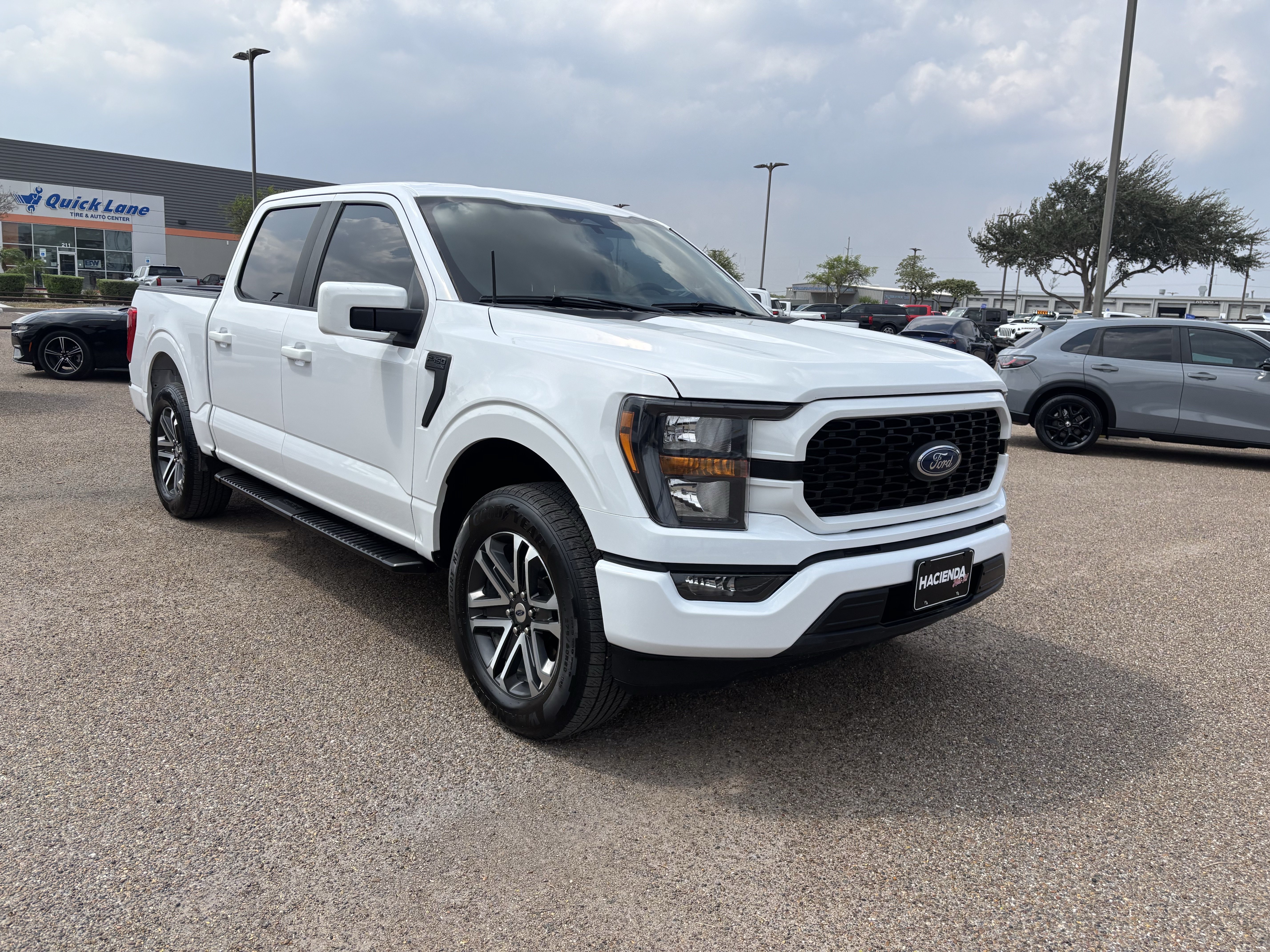 Certified 2023 Ford F150 XL w/ STX Appearance Package RWD image 5