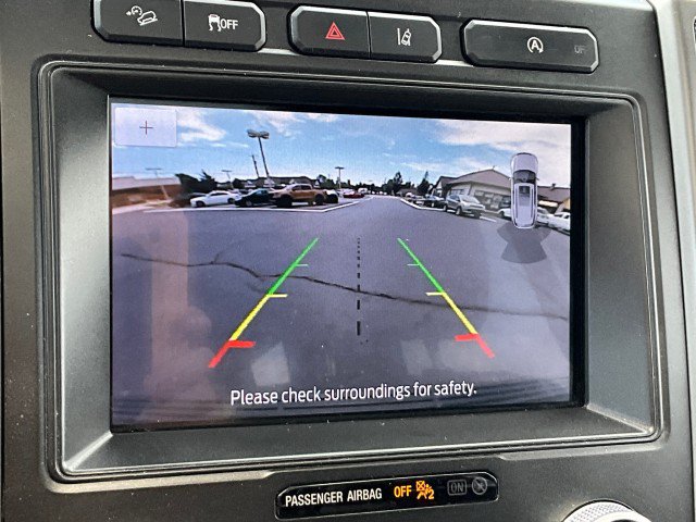 Used 2020 Ford Expedition XLT w/ Equipment Group 202A AWD/4WD image 23
