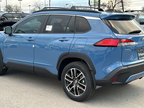 New 2026 Toyota Corolla Cross XLE image 6