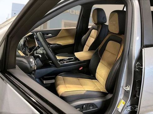 New 2026 Chevrolet Equinox ACTIV w/ Convenience Package III AWD/4WD image 9