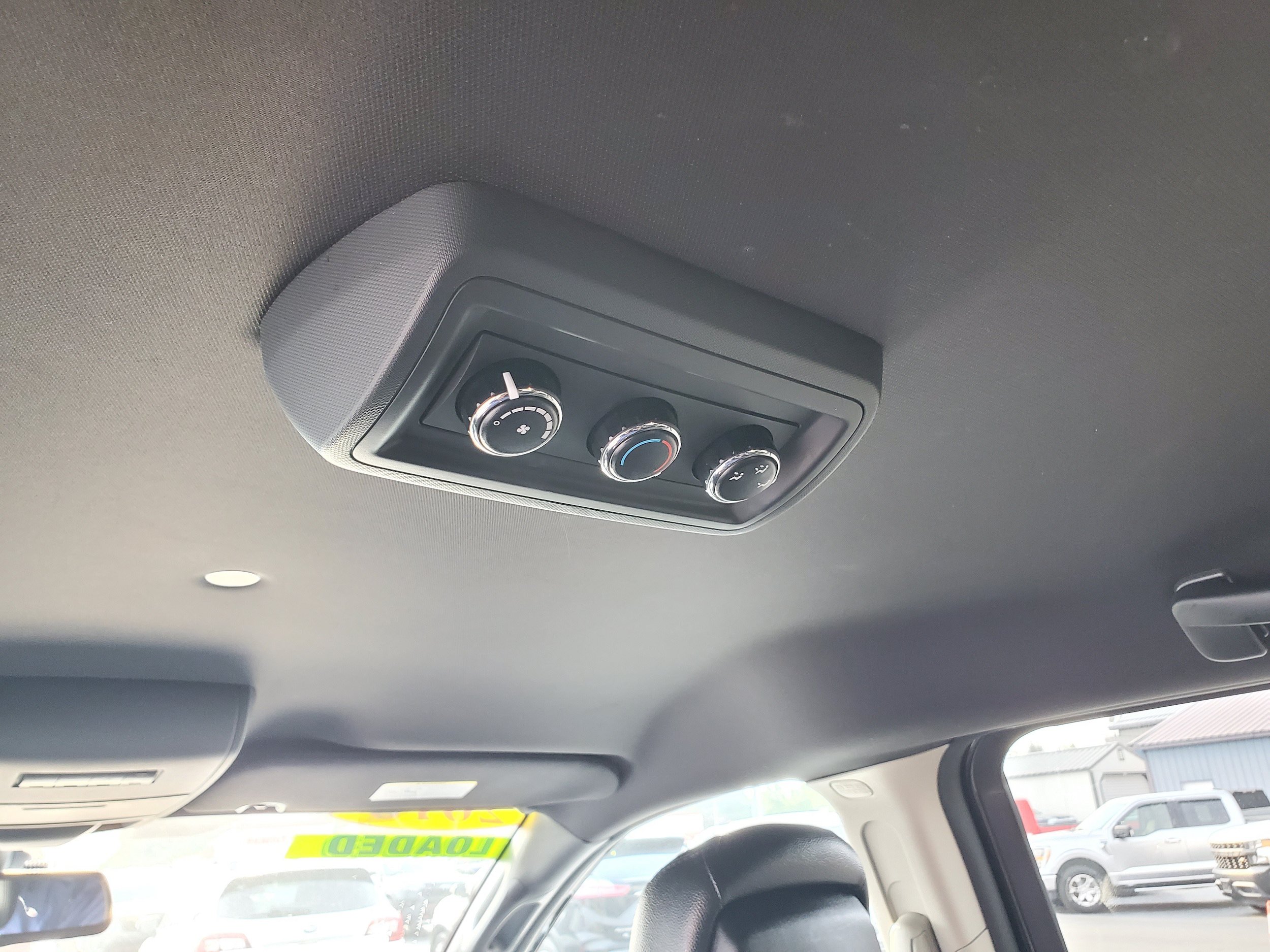 Used 2019 Dodge Grand Caravan SXT FWD image 27