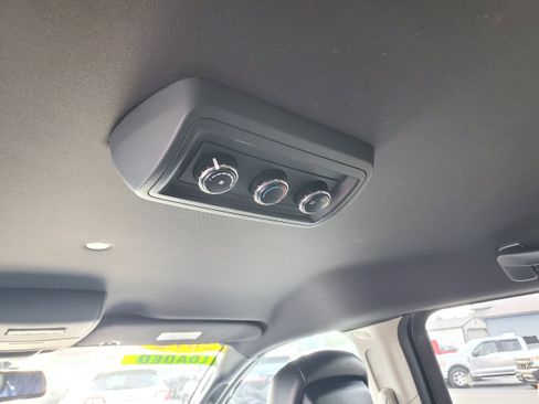 Used 2019 Dodge Grand Caravan SXT FWD image 27