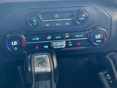 Used 2024 Ford Bronco Outer Banks AWD/4WD image 16