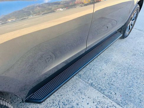 Used 2020 Ford Expedition XLT image 14