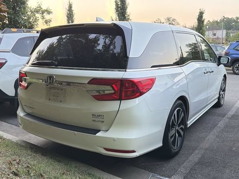Used 2019 Honda Odyssey Elite image 4