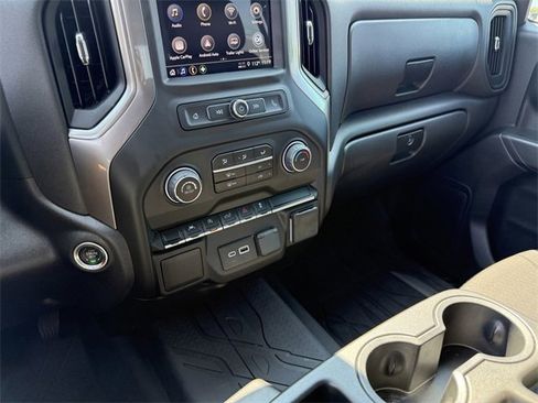 Used 2025 Chevrolet Silverado 1500 Custom image 20