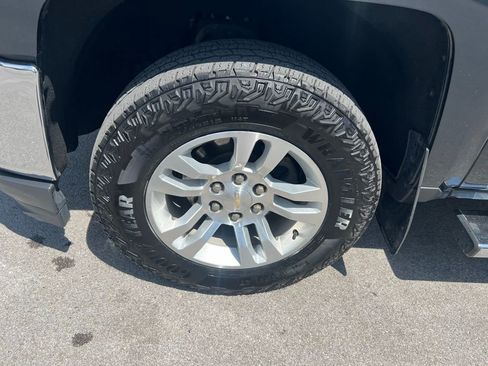 Used 2018 Chevrolet Silverado 1500 LT w/ All Star Edition AWD/4WD image 10
