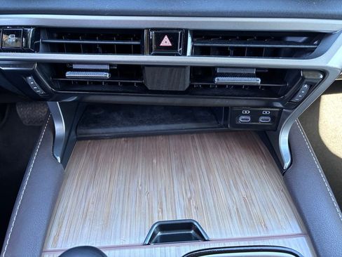 Used 2024 Lexus RX 450h AWD w/ Convenience Package image 34