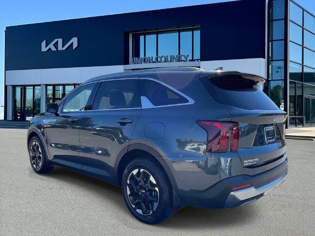 Certified 2024 Kia Sorento S FWD image 4