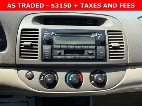 Used 2004 Toyota Camry LE FWD image 19