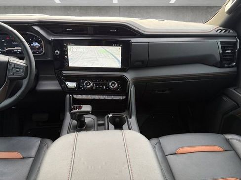 Certified 2023 GMC Sierra 1500 AT4 w/ AT4 Premium Package image 3