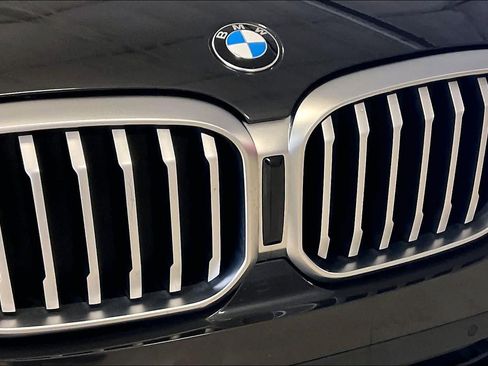 Used 2023 BMW X3 sDrive30i w/ Premium Package image 30