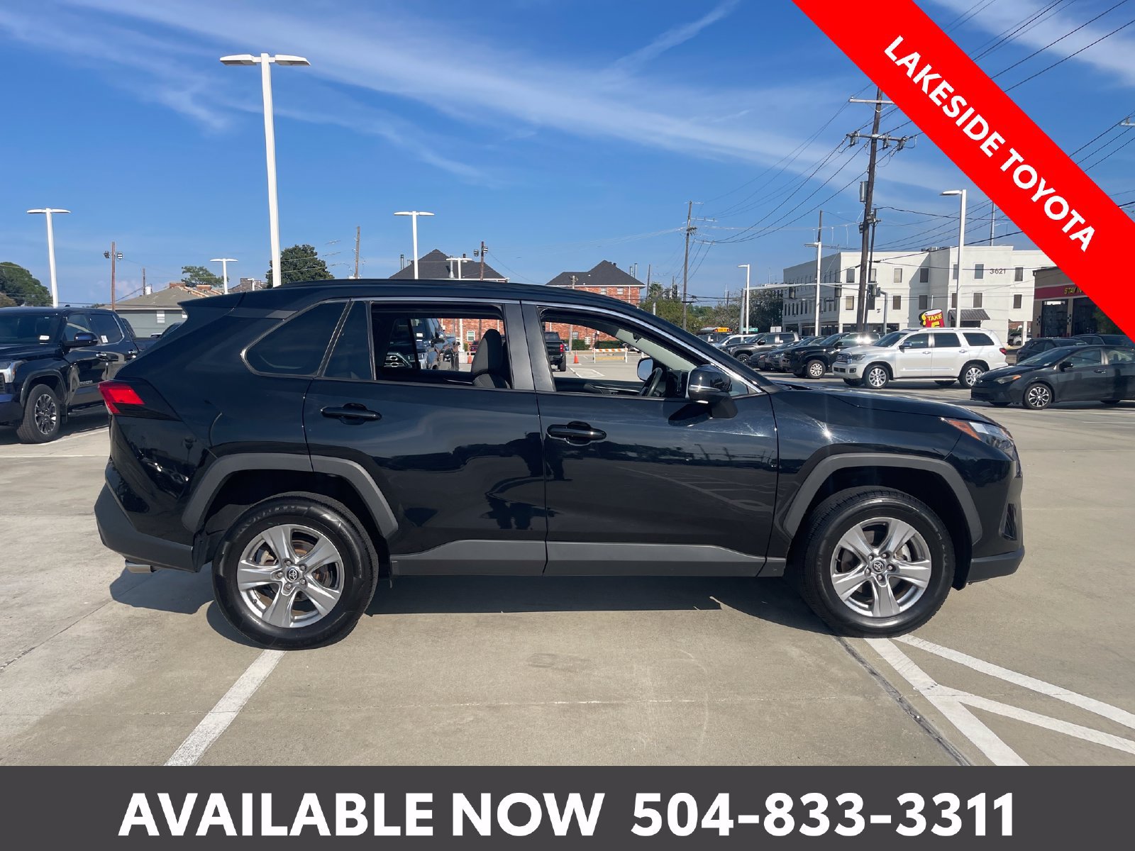 Used 2024 Toyota RAV4 XLE FWD image 6