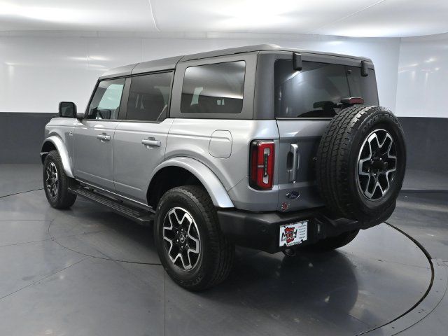 Used 2023 Ford Bronco Outer Banks AWD/4WD image 6