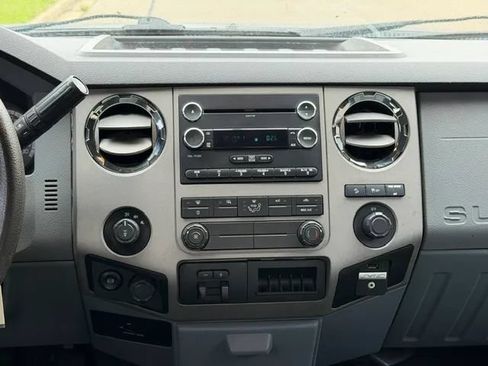 Used 2016 Ford F250 XLT w/ FX4 Off-Road Package AWD/4WD image 13
