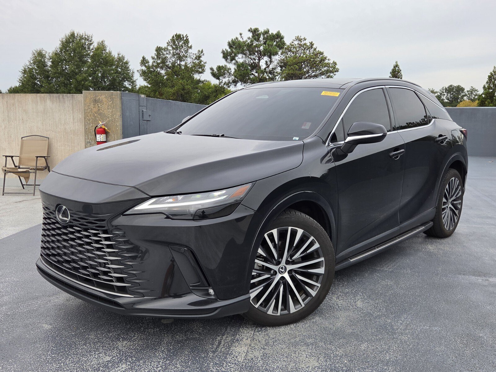Used 2025 Lexus RX 350 AWD/4WD image 1