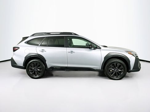 Used 2025 Subaru Outback Onyx Edition AWD/4WD image 10