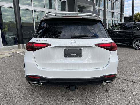 New 2026 Mercedes-Benz GLE 580 4MATIC image 5
