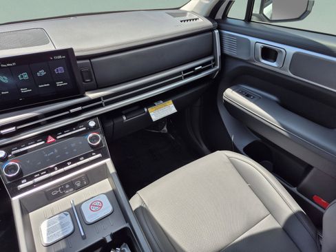 New 2026 Hyundai Santa Fe SEL FWD image 12