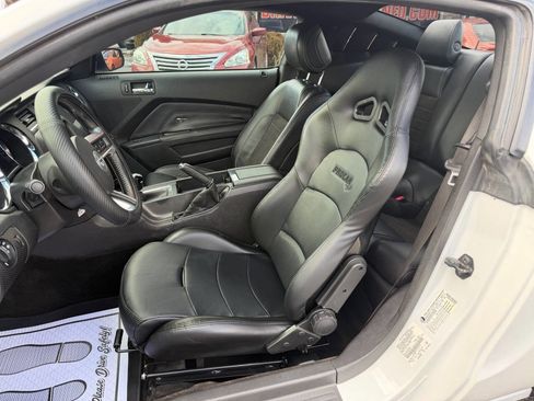Used 2014 Ford Mustang GT Premium w/ Equipment Group 402A RWD image 12