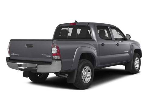 Used 2014 Toyota Tacoma 4x4 Double Cab w/ TRD Sport Package image 2