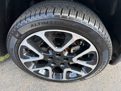 Used 2019 Jeep Compass Limited AWD/4WD image 10
