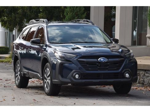 Certified 2025 Subaru Outback Premium w/ Popular Package #1A image 2