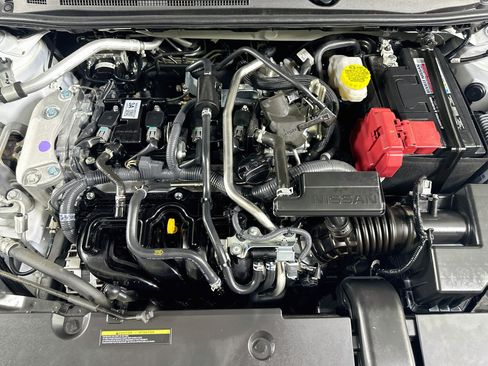 Used 2025 Nissan Sentra SV FWD image 30