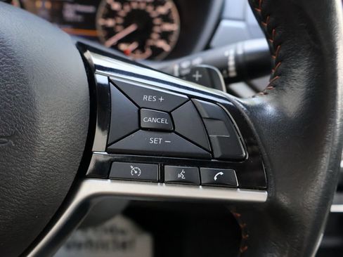 Used 2024 Nissan Altima 2.5 SR FWD image 23