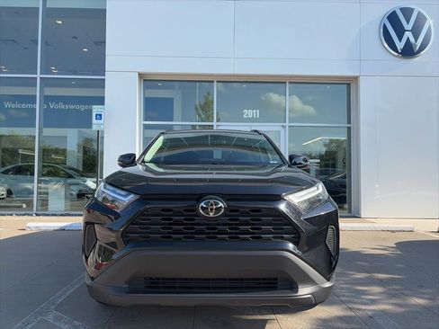 Used 2024 Toyota RAV4 XLE FWD image 2
