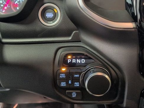 New 2026 RAM 1500 4x4 Crew Cab image 19