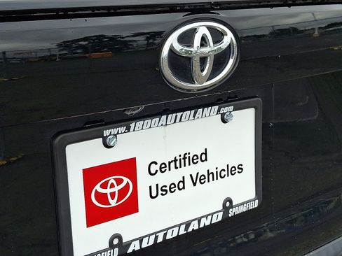 Used 2020 Toyota RAV4 XLE w/ Convenience Package AWD/4WD image 29
