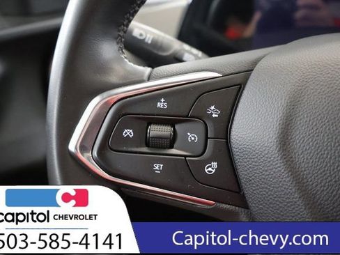 Used 2024 Chevrolet Trax ACTIV w/ Sunroof Package FWD image 21
