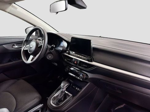 Used 2019 Kia Forte LXS FWD image 27