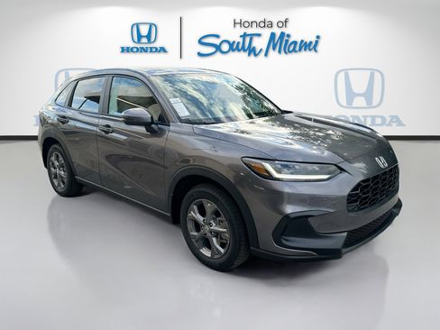 New 2026 Honda HR-V LX image 1