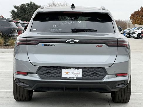 New 2026 Chevrolet Equinox EV RS image 5