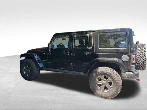 Used 2017 Jeep Wrangler Unlimited Rubicon AWD/4WD image 2