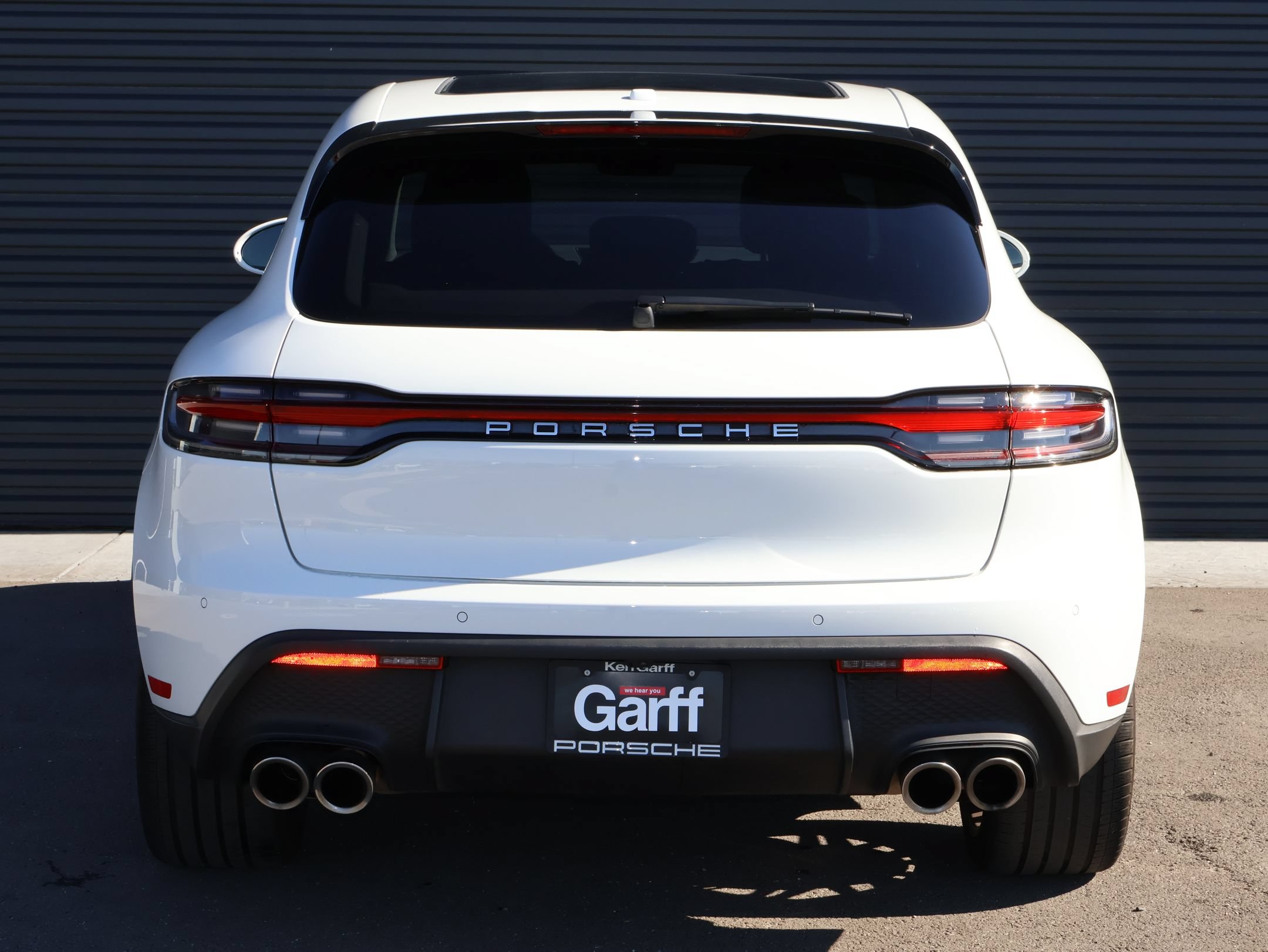 Used 2023 Porsche Macan AWD/4WD image 8