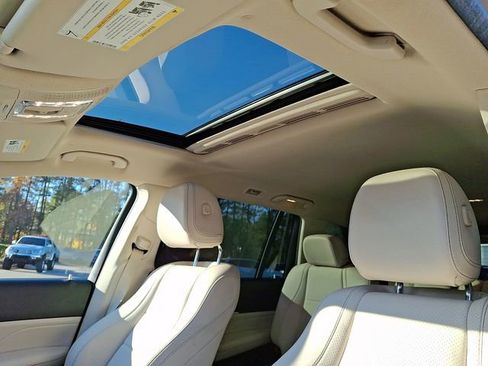 Used 2021 Mercedes-Benz GLS 450 4MATIC image 18