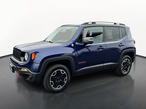 Used 2017 Jeep Renegade Trailhawk AWD/4WD image 7