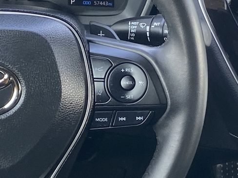 Certified 2022 Toyota Corolla SE FWD image 18