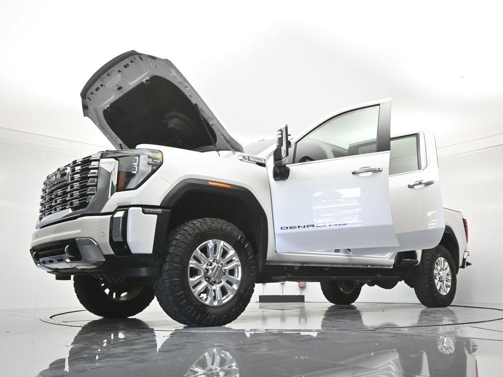 Certified 2025 GMC Sierra 2500 Denali w/ Technology Package AWD/4WD image 51