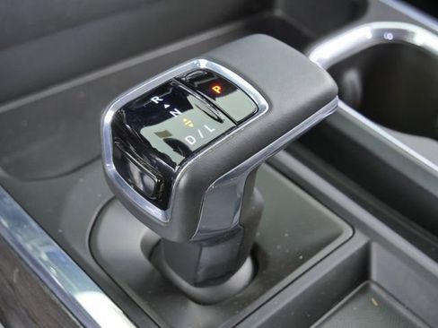 Used 2024 Chevrolet Silverado 1500 LTZ AWD/4WD image 29