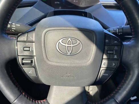 Used 2023 Toyota Prius Prime FWD image 17