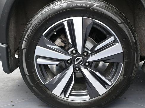 Used 2023 Nissan Rogue Platinum w/ Platinum Premium Package AWD/4WD image 6