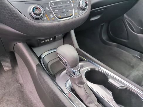 Used 2024 Chevrolet Malibu LT image 27