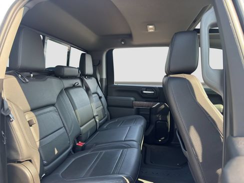 Used 2021 GMC Sierra 2500 Denali w/ Denali Ultimate Package AWD/4WD image 28