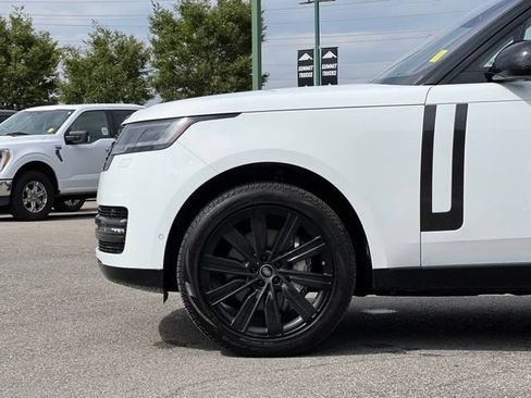 Used 2023 Land Rover Range Rover SE AWD/4WD image 4