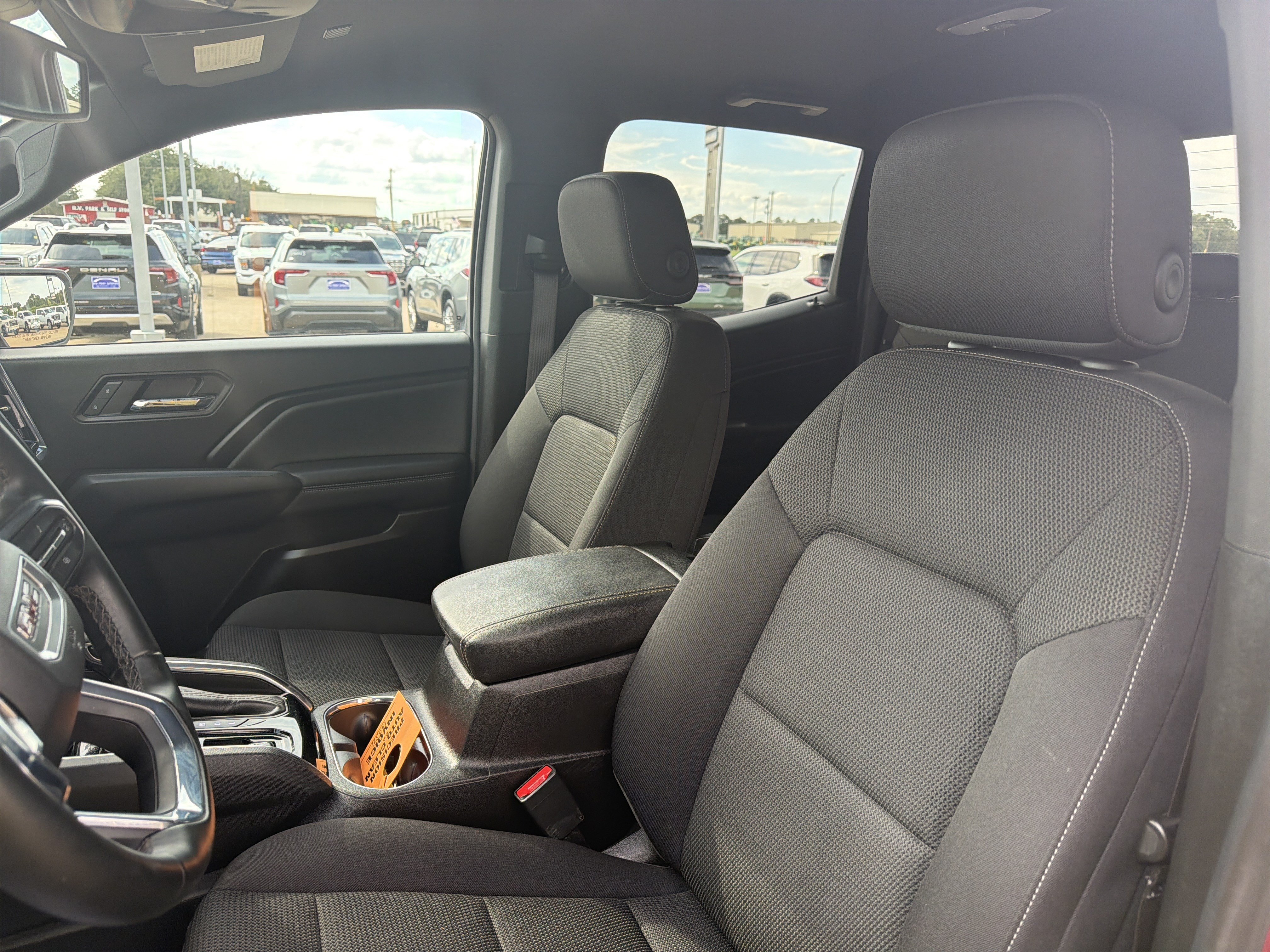 Used 2023 GMC Canyon Elevation w/ Convenience Package RWD image 5